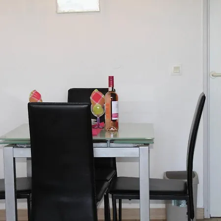 Moderne Avec Terrasse, A 150m, Clim, Jardin Et Tennis - Fr-1-252a-5 * Villeneuve-Loubet